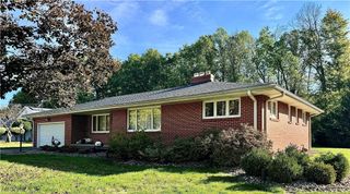 2140 Howland Wilson Road NE, Warren, OH 44484