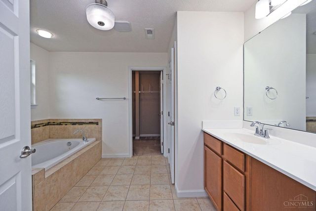 1091 Sophia Drive, Miami Twp, OH 45150