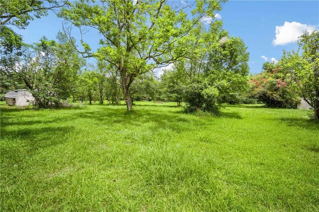 3015 Cedar Crescent Drive, Mobile, AL 36605
