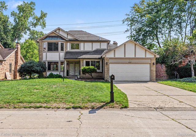 627 Parkland Drive, Rochester Hills, MI 48307