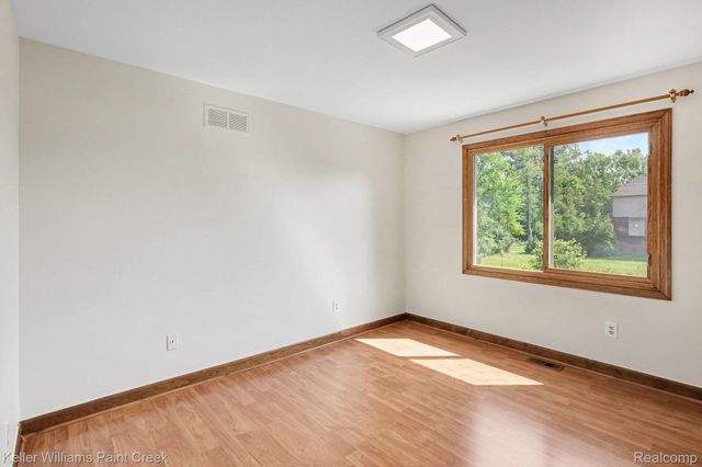 627 Parkland Drive, Rochester Hills, MI 48307