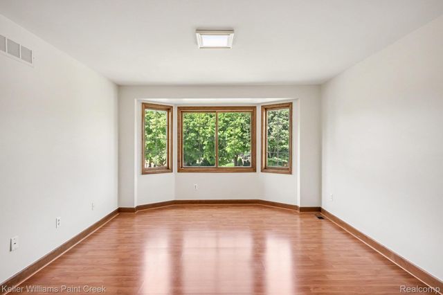 627 Parkland Drive, Rochester Hills, MI 48307