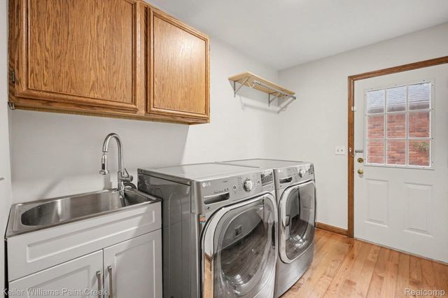 627 Parkland Drive, Rochester Hills, MI 48307