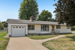520 6th Street, Waunakee, WI 53597