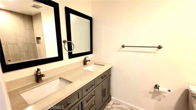 620 W Hyde Park Boulevard 126, Inglewood, CA 90302