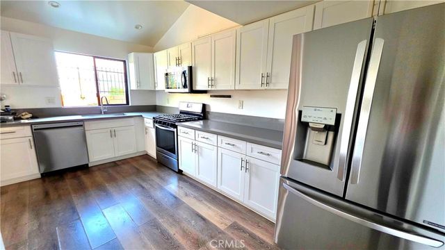 620 W Hyde Park Boulevard 126, Inglewood, CA 90302