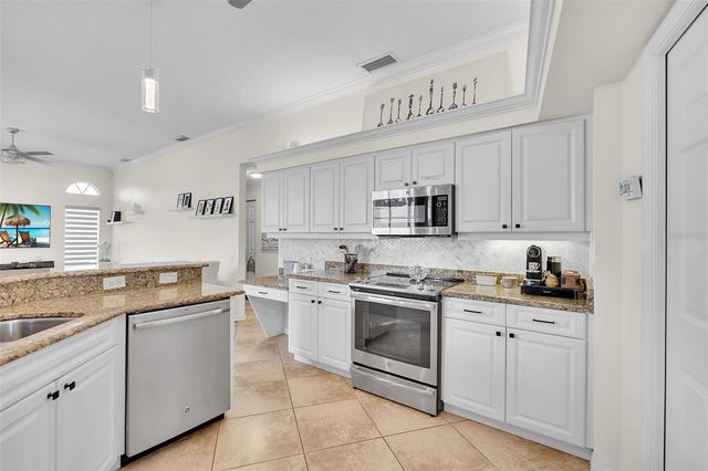 6817 CORRAL CIRCLE, Sarasota, FL 34243