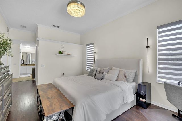 6817 CORRAL CIRCLE, Sarasota, FL 34243
