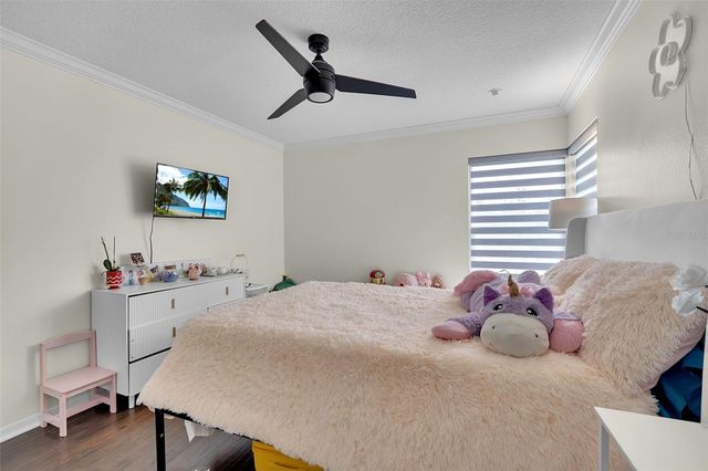 6817 CORRAL CIRCLE, Sarasota, FL 34243