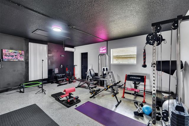 6817 CORRAL CIRCLE, Sarasota, FL 34243
