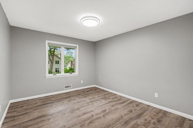 1463 Trollhagen Drive NE, Fridley, MN 55421