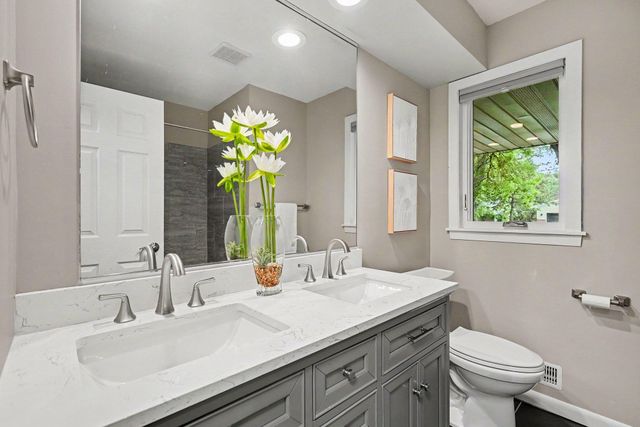 1463 Trollhagen Drive NE, Fridley, MN 55421