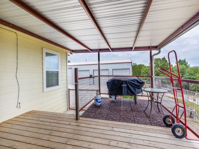 485 Valley View Drive, Azle, TX 76020