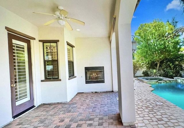 80689 Via Glorieta, La Quinta, CA 92253