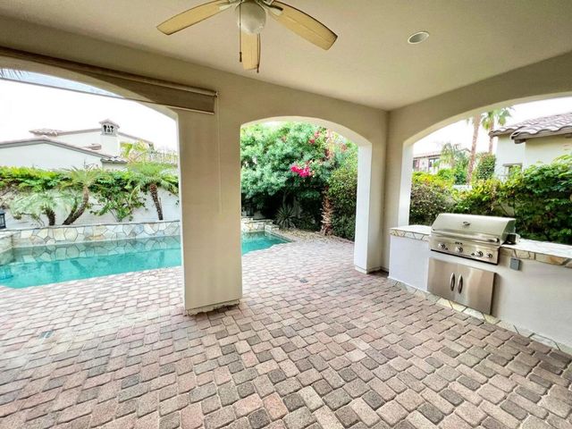 80689 Via Glorieta, La Quinta, CA 92253