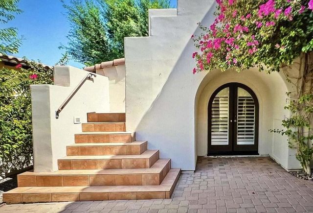 80689 Via Glorieta, La Quinta, CA 92253