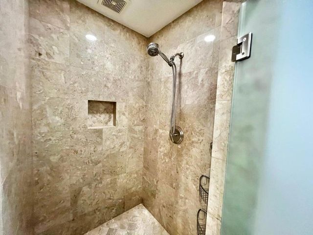 80689 Via Glorieta, La Quinta, CA 92253