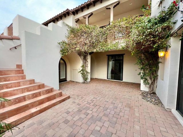 80689 Via Glorieta, La Quinta, CA 92253