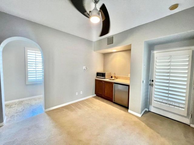 80689 Via Glorieta, La Quinta, CA 92253