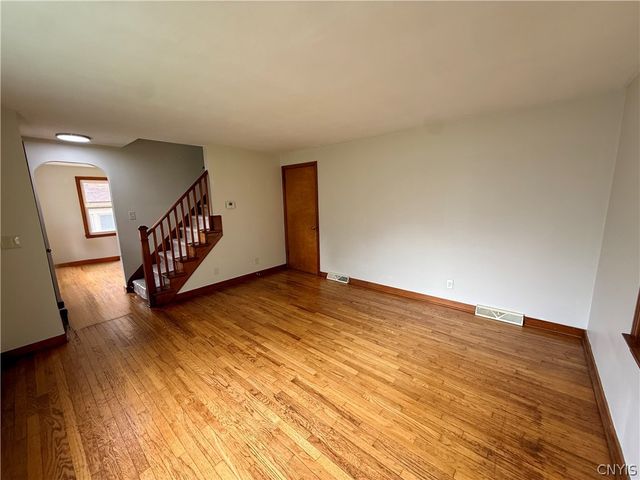 428 Buckingham Ave, Syracuse, NY 13210