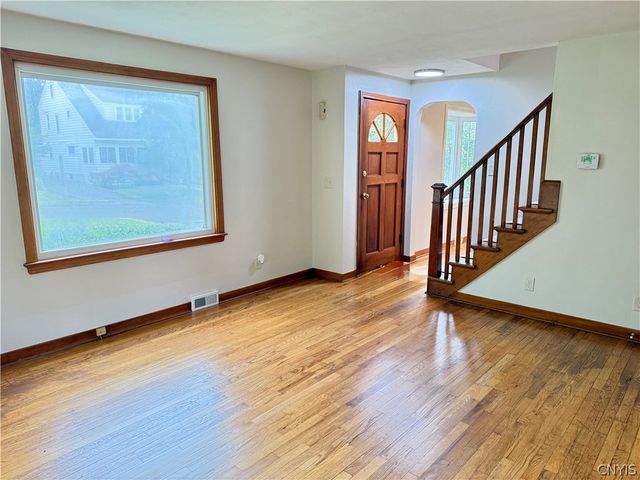 428 Buckingham Ave, Syracuse, NY 13210