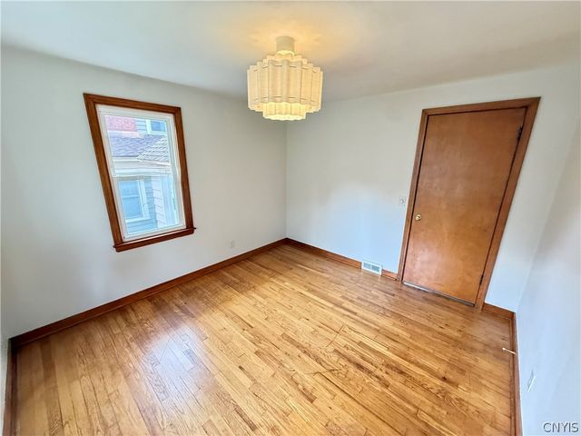 428 Buckingham Ave, Syracuse, NY 13210