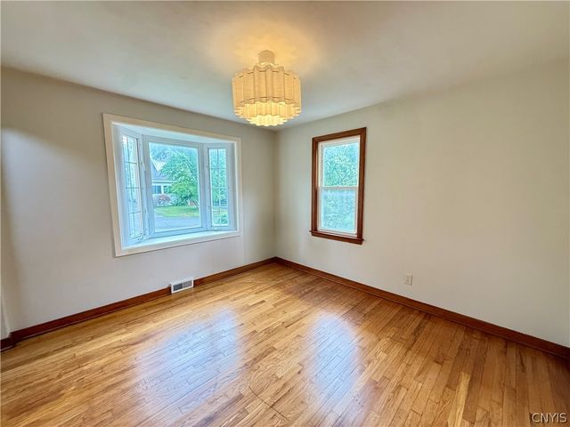428 Buckingham Ave, Syracuse, NY 13210