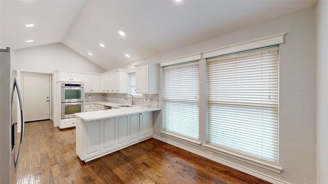 3713 Teal Lane, Bedford, TX 76021