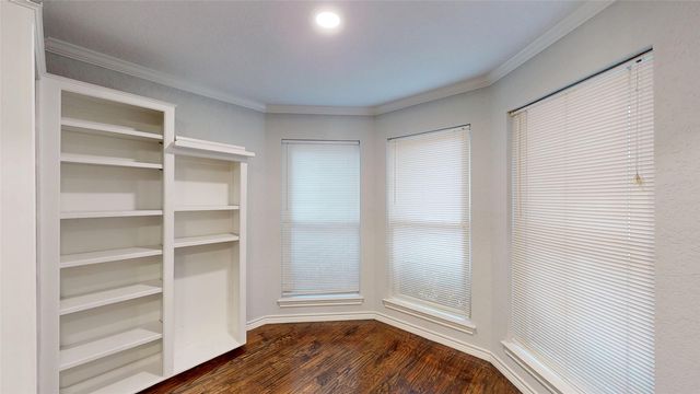 3713 Teal Lane, Bedford, TX 76021