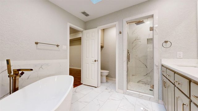 3713 Teal Lane, Bedford, TX 76021