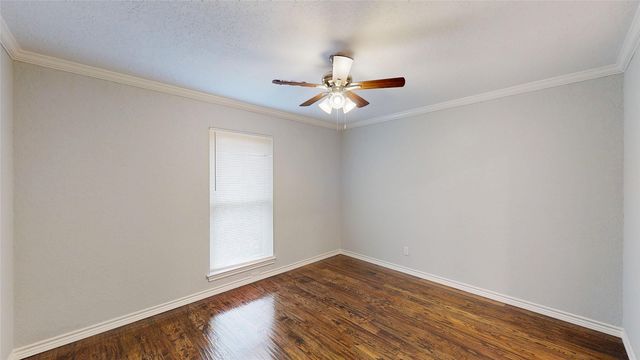 3713 Teal Lane, Bedford, TX 76021