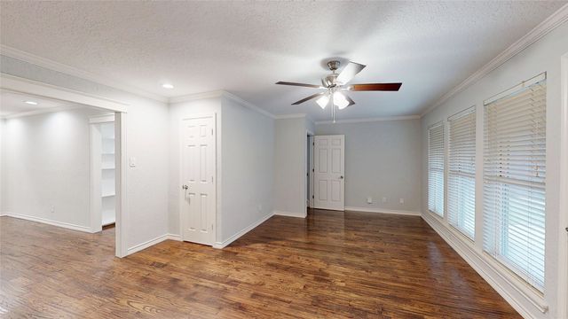 3713 Teal Lane, Bedford, TX 76021