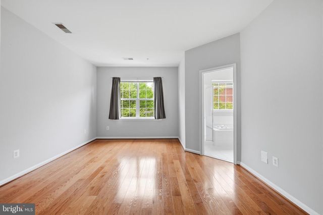 13050 TOWN COMMONS DR, Germantown, MD 20874