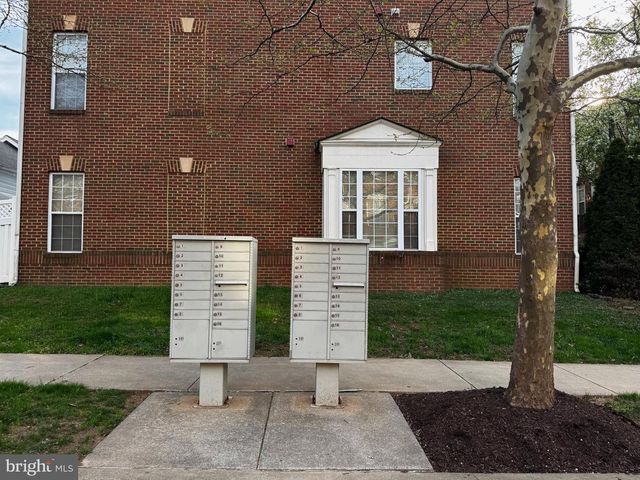 13050 TOWN COMMONS DR, Germantown, MD 20874