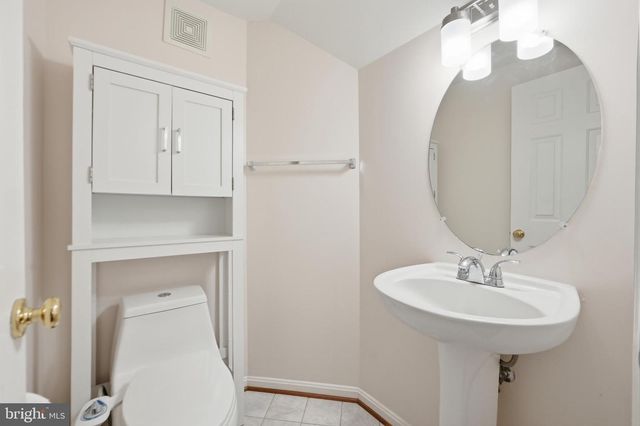 13050 TOWN COMMONS DR, Germantown, MD 20874