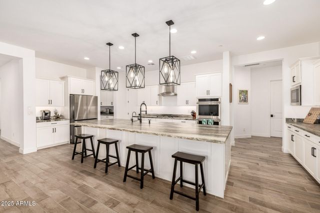 21124 W WINDSOR Avenue, Buckeye, AZ 85396