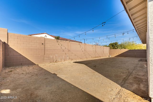 21124 W WINDSOR Avenue, Buckeye, AZ 85396
