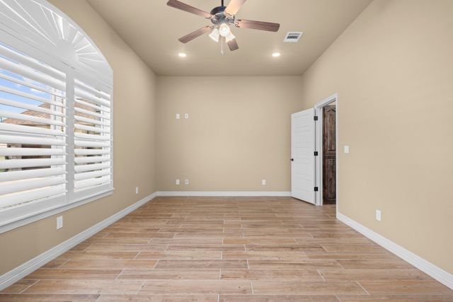 225 Plum Circle, Killeen, TX 76549