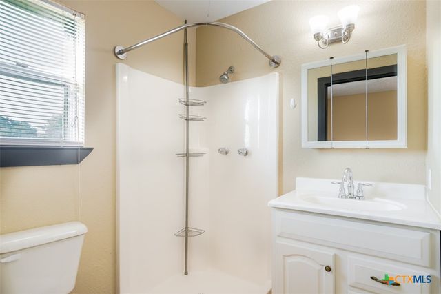 517 County Road 4876, Copperas Cove, TX 76522