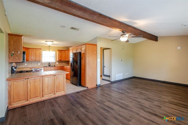517 County Road 4876, Copperas Cove, TX 76522