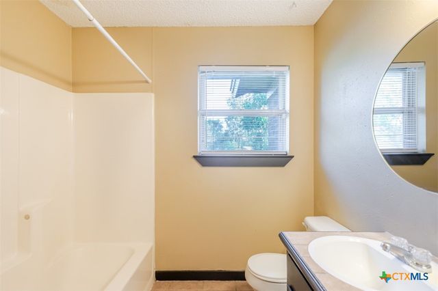 517 County Road 4876, Copperas Cove, TX 76522