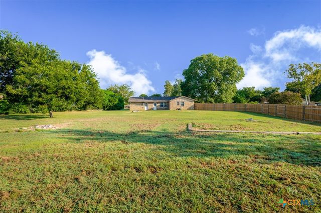 517 County Road 4876, Copperas Cove, TX 76522