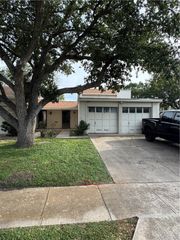 4013 Killarmet Dr, Corpus Christi, TX 78413