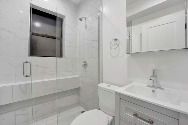 2959 N Damen Avenue 1L, Chicago, IL 60657