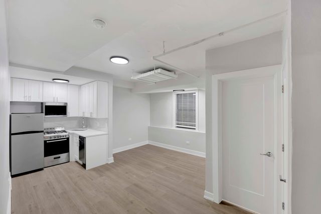 2959 N Damen Avenue 1L, Chicago, IL 60657