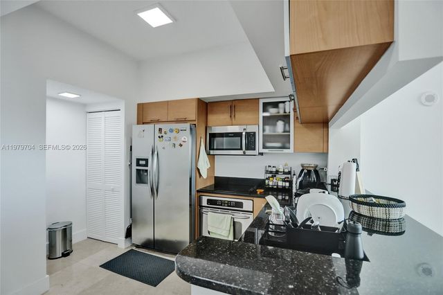 31 SE 5th St 4112, Miami, FL 33131