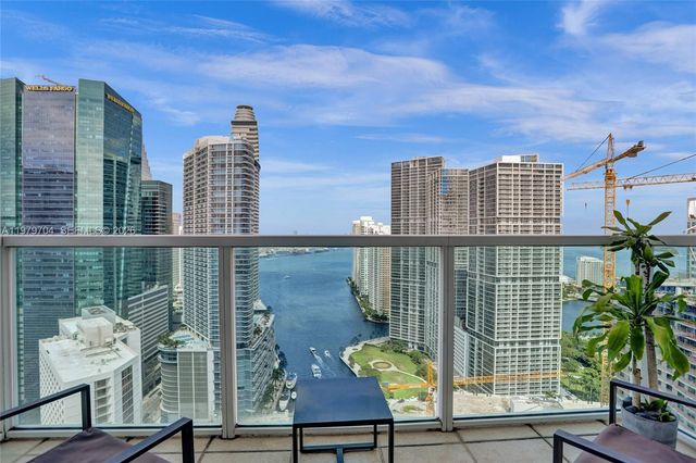 31 SE 5th St 4112, Miami, FL 33131
