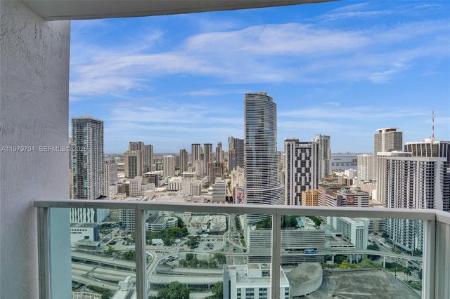 31 SE 5th St 4112, Miami, FL 33131