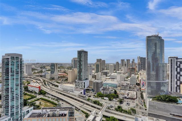 31 SE 5th St 4112, Miami, FL 33131