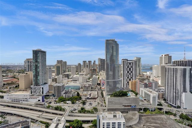 31 SE 5th St 4112, Miami, FL 33131